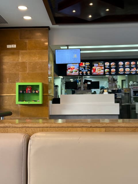 McDonald's — photograph 3