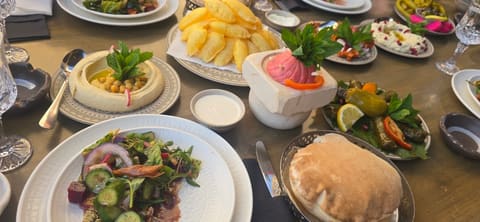 Shams Restaurant — photograph 3