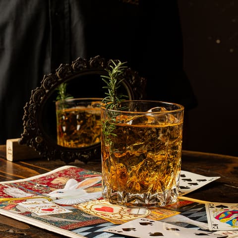Rabbit Hole Pub — photograph 4