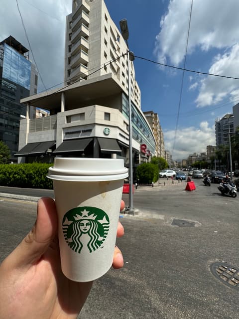 Starbucks — photograph 4