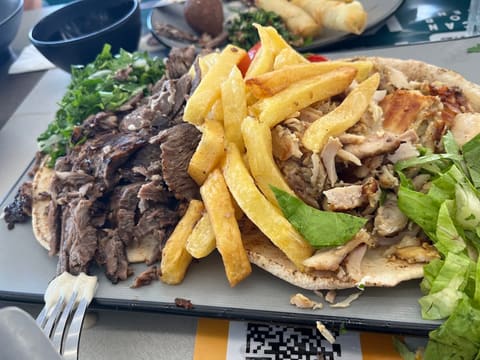 Makhlouf — photograph 2