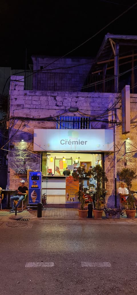Le Cremier — photograph 6
