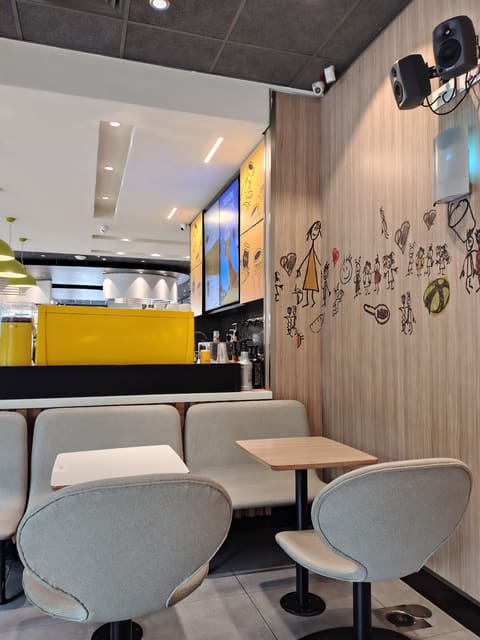 McDonald's — photograph 5