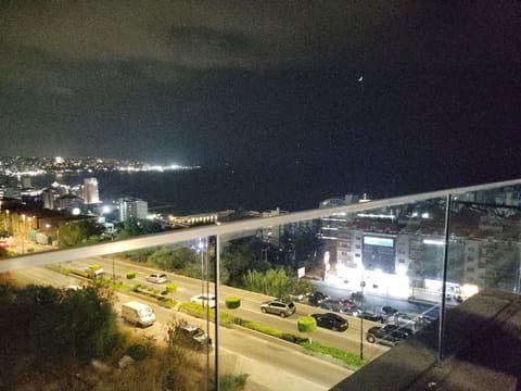 Saniour seaview — photograph 6