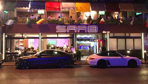Saab — photograph 3