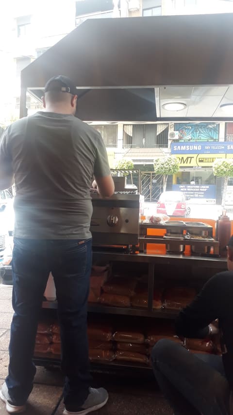 Hotdog rest — photograph 5