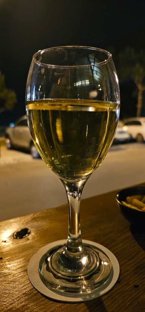 Moods Pub — photograph 5