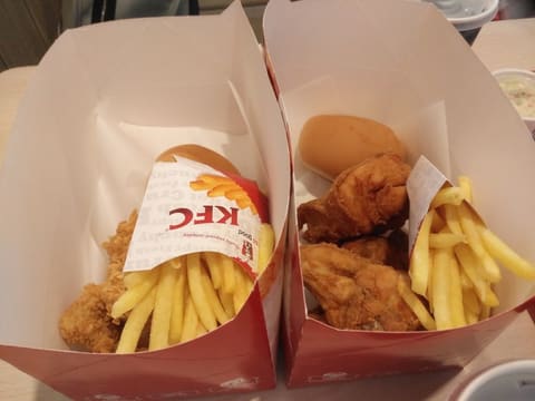 KFC — photograph 2