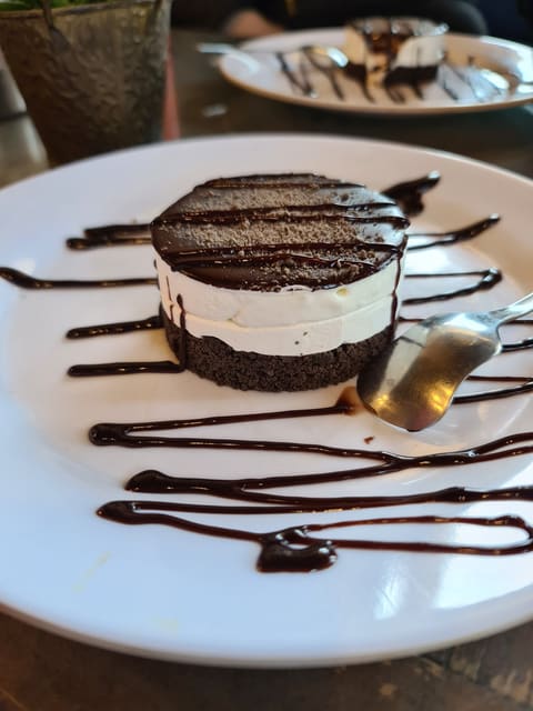Fanar Café — photograph 2
