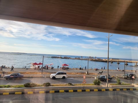 Burj Al Samak — photograph 3