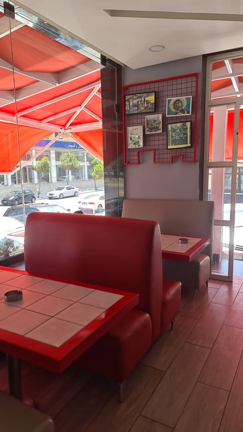 Easy Diner — photograph 6