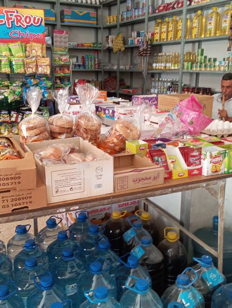 minimarket — photograph 3