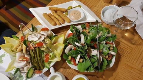 Green's Cafe — photograph 2
