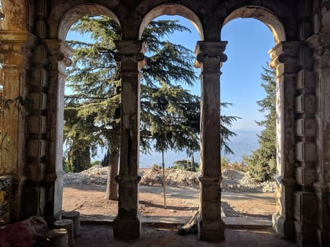 Donna maria sursock gardens — photograph 2