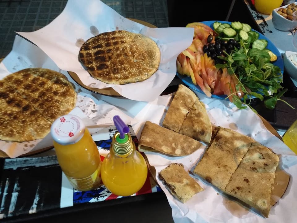 chez bro cafe