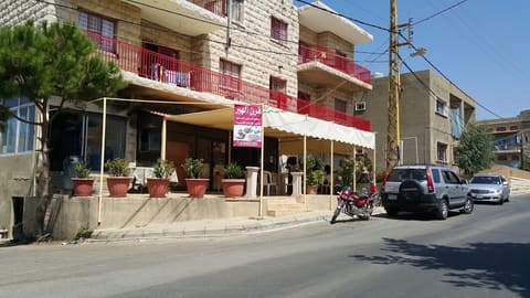 Adel bakery — photograph 3