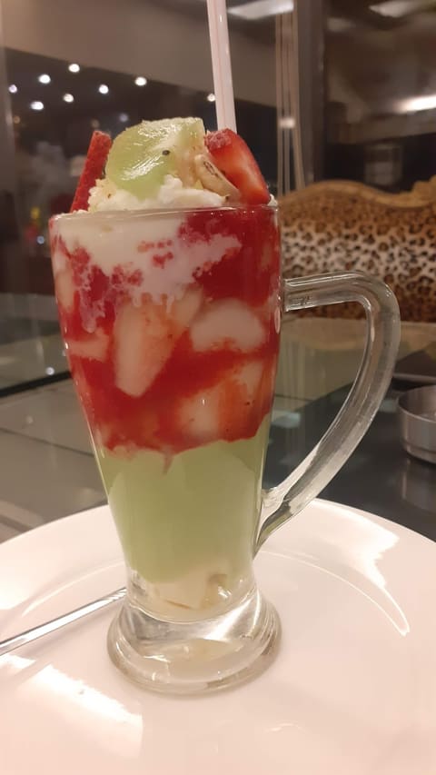 finjani cafe — photograph 3