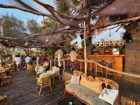 Kina Handcrafted Bar — photograph 6