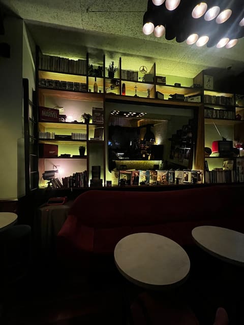 16MM — photograph 3