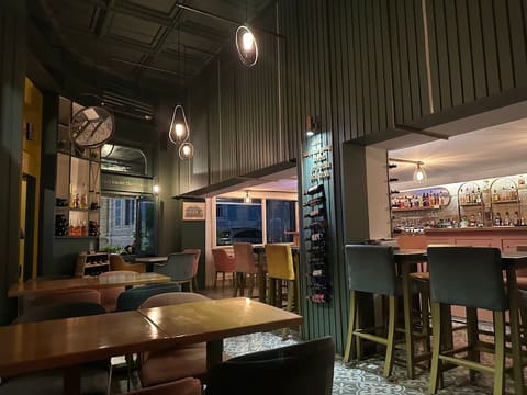 Junya Cafe Bar — photograph 5