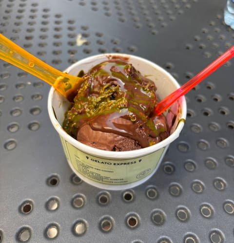 Oh My Gelato! — photograph 2