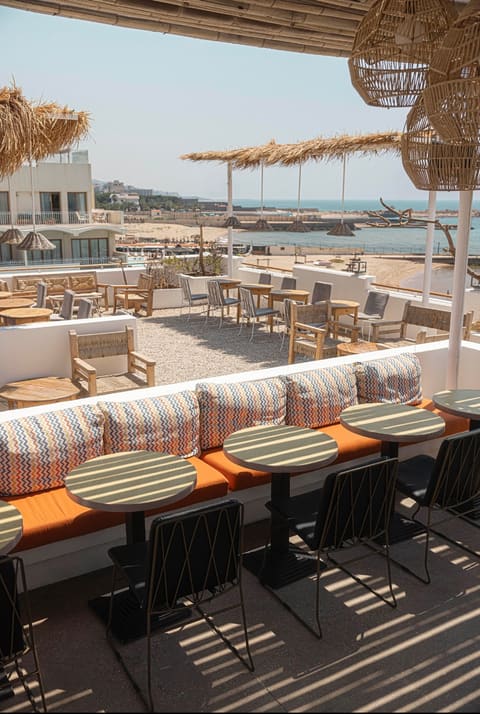 Solea Beach Rooftop — photograph 4
