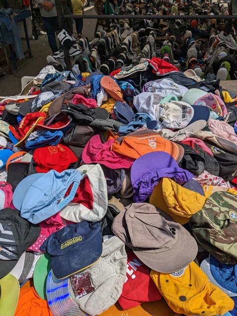 Souk al Ahad — photograph 4