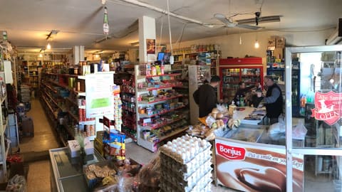 Bedig Makhoulian Super Market — photograph 2