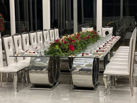 Lilium Venue — photograph 2