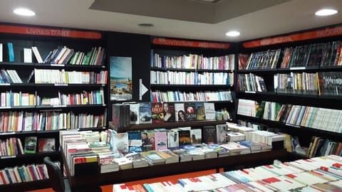Librairie Orientale — photograph 4