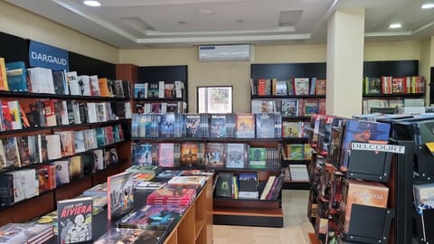 Librairie Stephan — photograph 2