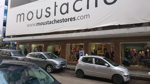 Moustache — photograph 3