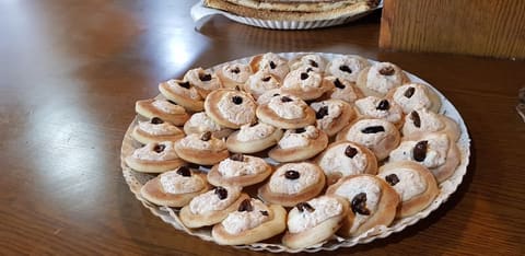 Abou Fadel Bakery — photograph 6