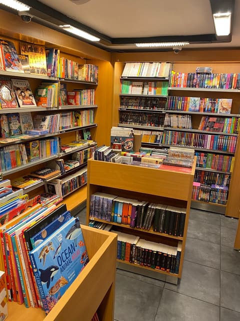 Librairie Antoine Hamra — photograph 4
