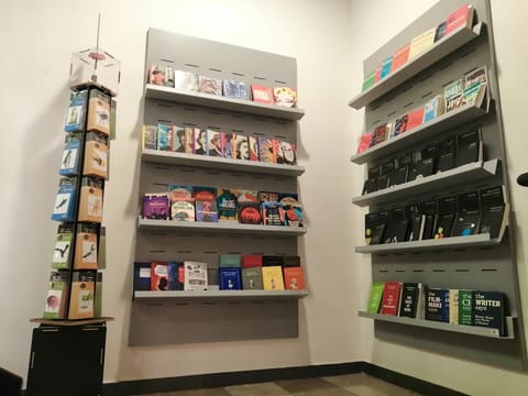 Librairie Antoine Hamra — photograph 5