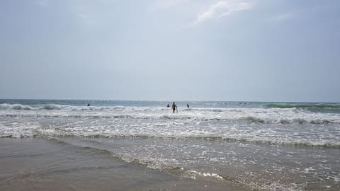 Public Beach — photograph 3