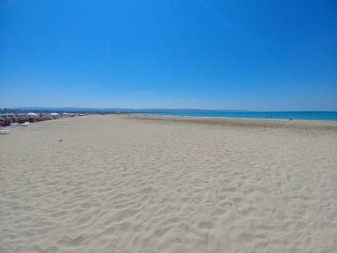 Sour Beach Tents — photograph 4