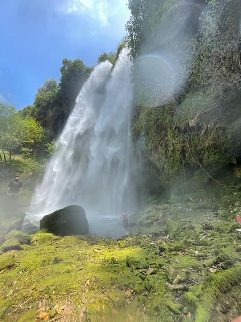Kfarhelda Waterfall — photograph 4