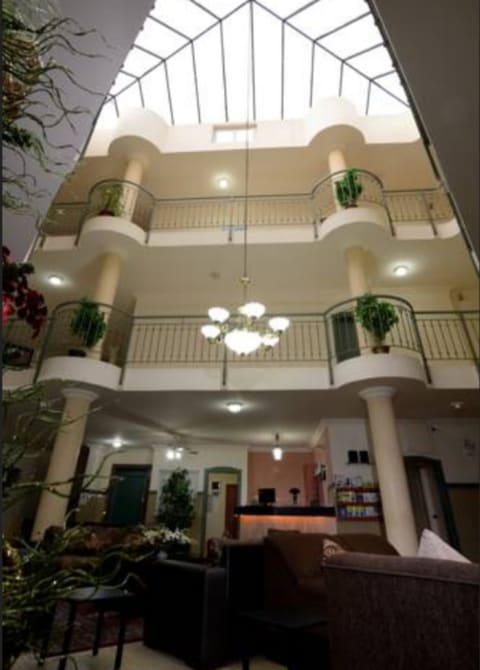 Byblos Comfort Hotel — photograph 3