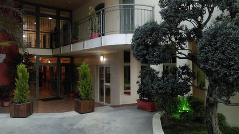 Byblos Comfort Hotel — photograph 6