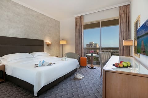 Gefinor Rotana — photograph 2