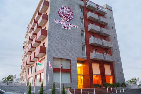 Al Murjan Palace Hotel — photograph 4
