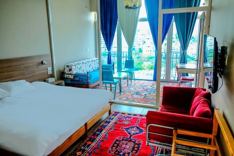Damask Rose Lebanese Guest House — photograph 2