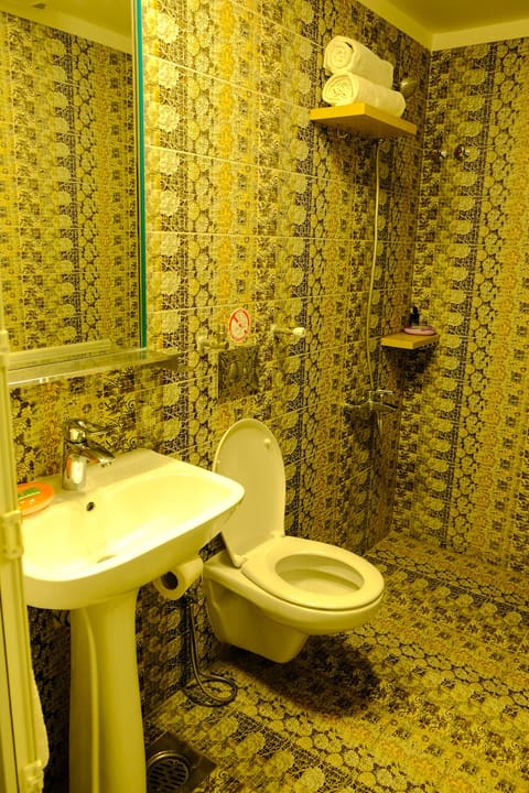 Damask Rose Lebanese Guest House — photograph 4