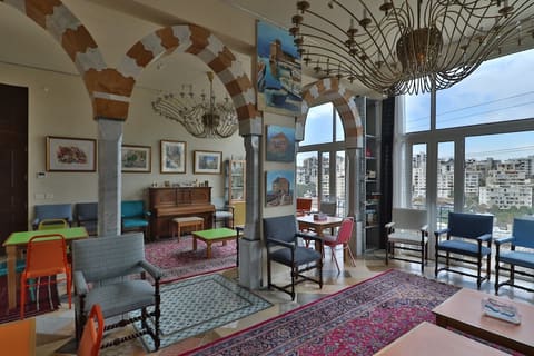 Damask Rose Lebanese Guest House — photograph 5