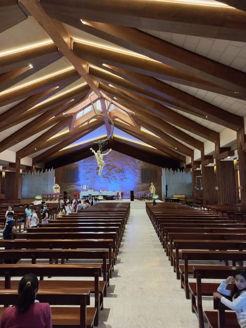 St Elie Antelias — photograph 2