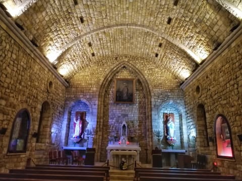 St Elie Antelias — photograph 3