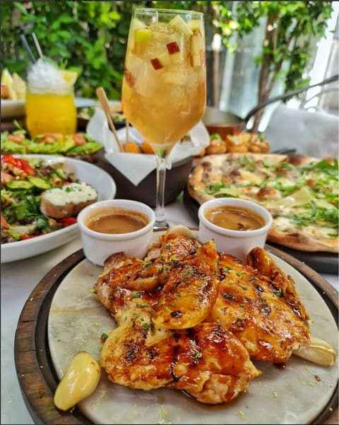 SUD Restobar — photograph 2
