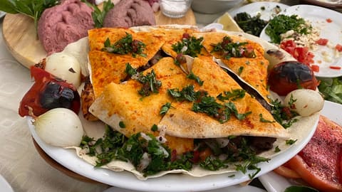 Khairallah Restaurant — photograph 2
