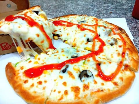 Malek Pizza — photograph 5